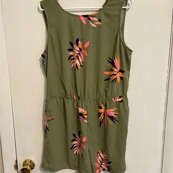 Target - Picture 1 of 5